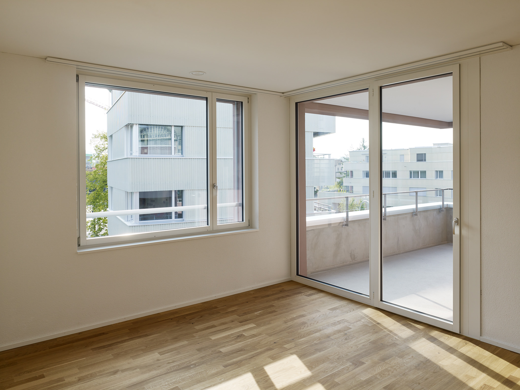 E14507 Alpa 045114 SCREEN